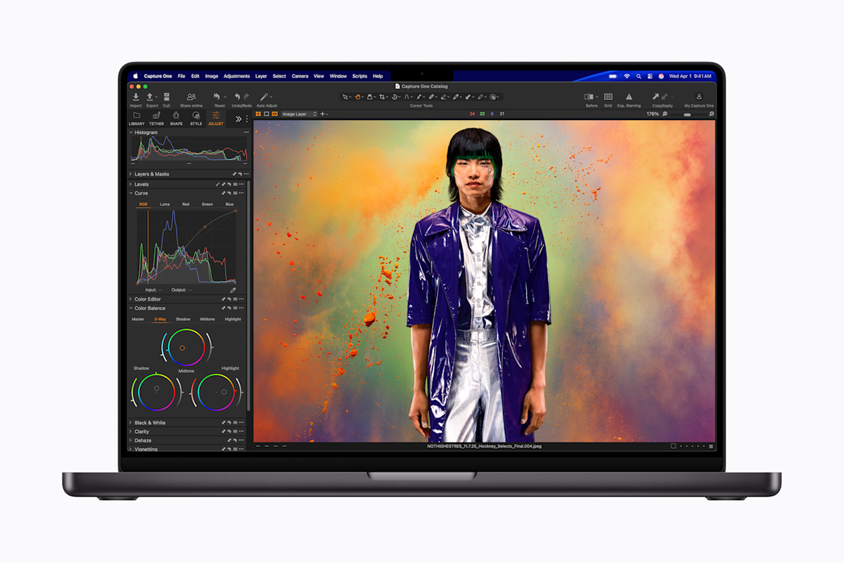 Apple Rilis MacBook Pro Chip M5 Pro dan Max, AI 4x Lebih Kencang